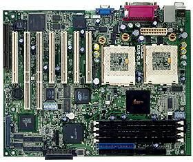 Плата для двух процессоров Pentium III (Socket-370). 